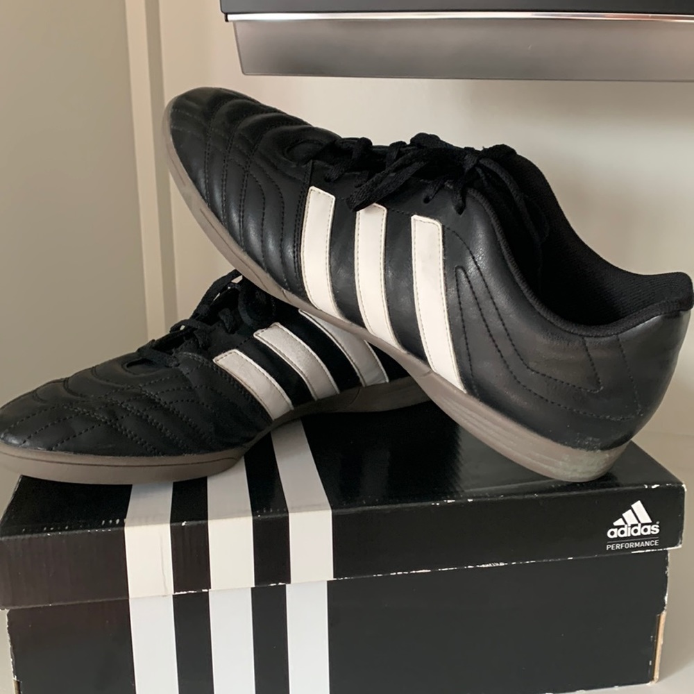 Adidas Goletto II Shoes (like new)